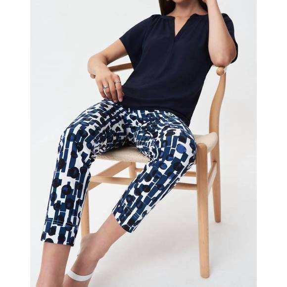 NEW JOSEPH RIBKOFF flared top with mandarin collar in midnight blue - Picture 4 of 5